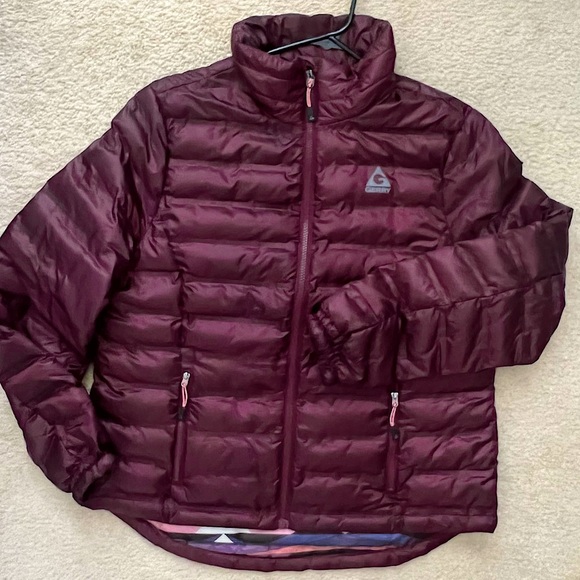 Jackets & Blazers - Super cute lightweight Puffer Jacket . Size Large. EUC